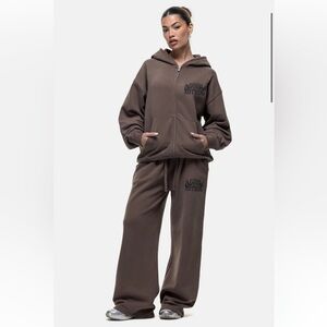 NWT good for nothing Dakota butterfly tope zip up hoodie size medium